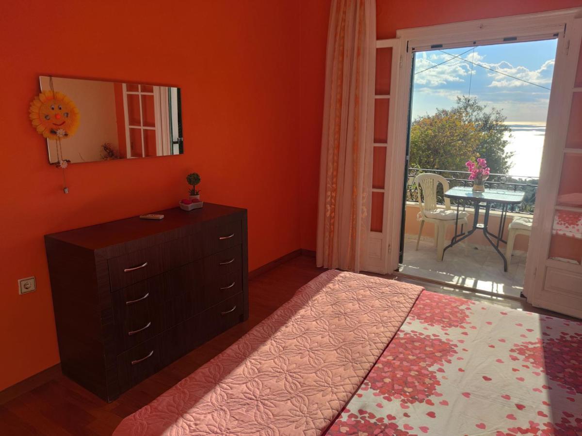 Marios Apartment Lakones Экстерьер фото
